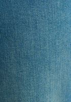 Ultra Yüksek Bel Denim Pantolon ve Uzun Kollu Crop Tişört Kombini