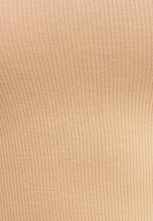 Halter Yaka Atlet ve  Slim-Fit Pantolon Kombini