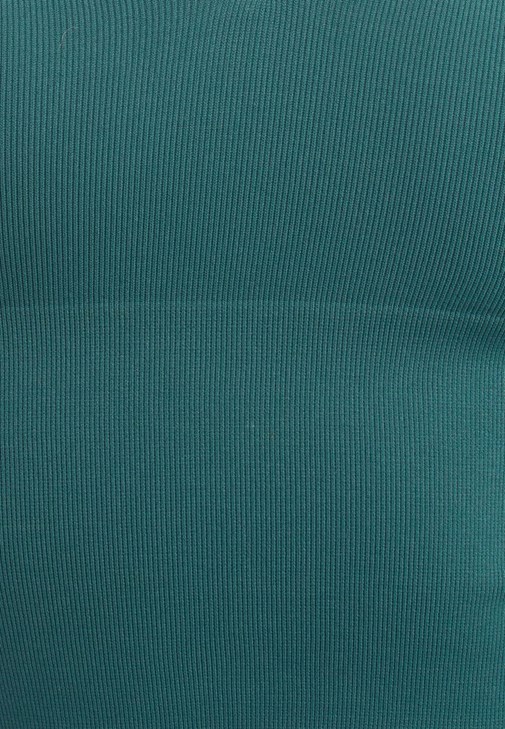 Crop Top ve Slim-Fit Pantolon Kombini