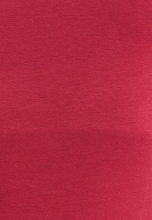 Atlet ve Slim-Fit Pantolon Kombini
