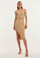 Bayan Bej Cut-Out Detaylı Yırtmaçlı Midi Elbise