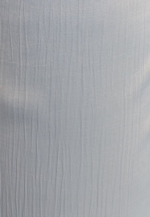 Yaka Detaylı Bluz ve Wide-Leg Pantolon Kombini