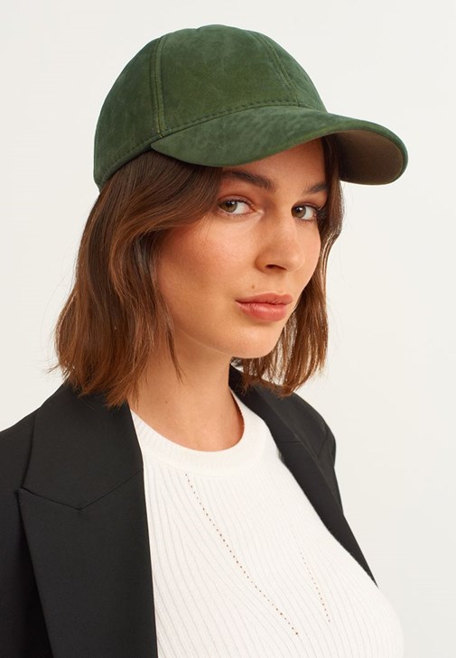 Vegan Deri Jogger ve Blazer Ceket Kombini