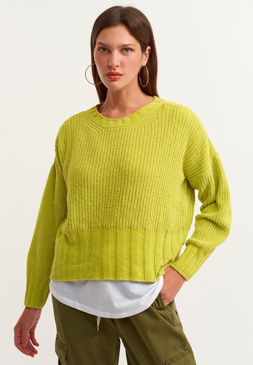Wide-Fit Triko ve Casual Kargo Pantolon Kombini