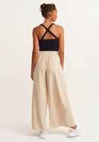 Bayan Açık Bej Yırtmaç Detaylı Wide-Leg Pantolon