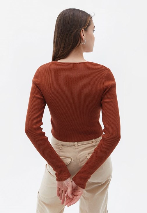 Crop Triko Hırka ve Jogger Pantolon Kombini