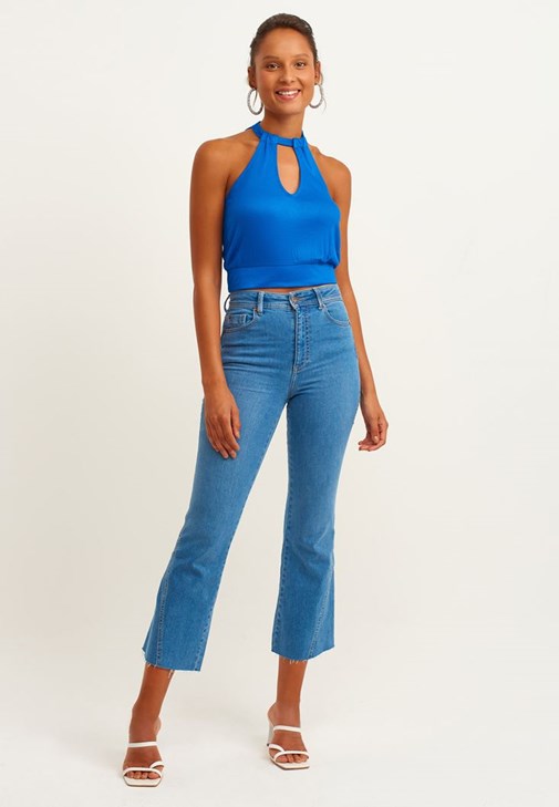 Yaka Detaylı Bluz ve Flare Denim Pantolon Kombini