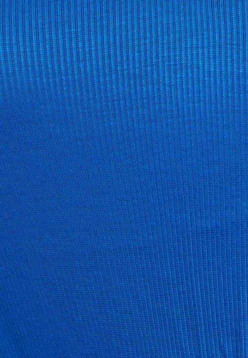 Yaka Detaylı Bluz ve Flare Denim Pantolon Kombini