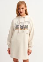 Bayan Açık Krem Artwork Baskılı Sweat Elbise