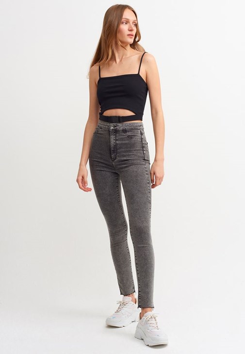 Toka Detaylı Crop Top Ve Skinny Denim Pantolon Kombini