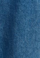 Denim Jogger Pantolon ve Shiny Puf Mont Kombini