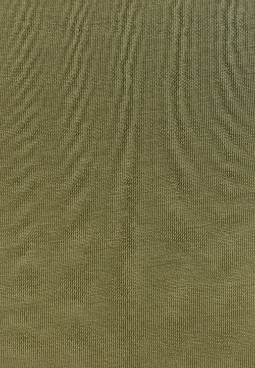 Kare Yaka Atlet ve Kapüşonlu Sweatshirt Kombini