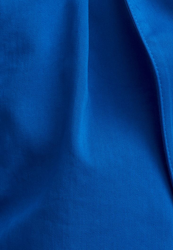 Women Blue Ultra High Rise Belted Shorts