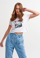 Bayan Beyaz Baskılı Crop Tişört