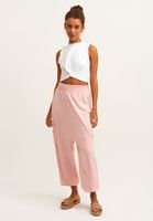 Bayan Beyaz Esnek Dokulu ve Beli Büzgülü Crop Top