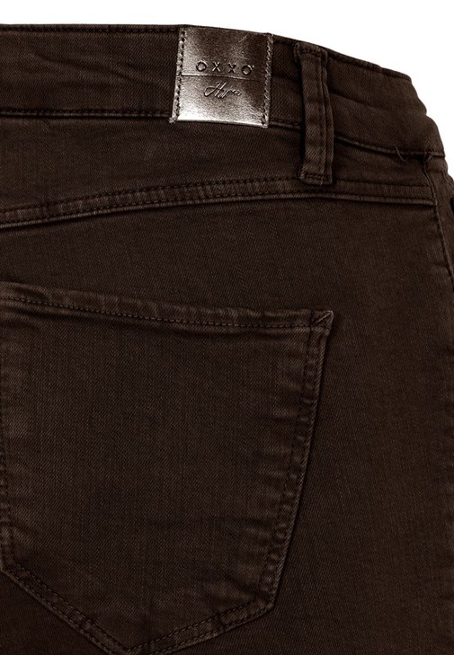 Skinny Pantolon ve Oversize Cepli Gömlek Kombini