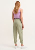 Jogger Pantolon ve Büzgülü Crop Top Kombini