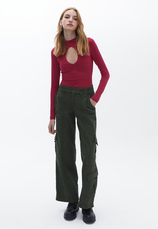 Green Low Rise Wide Leg Cargo Pants Online Shopping | OXXOSHOP