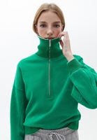 Fermuar Detaylı Sweatshirt ve Pantolon Kombini