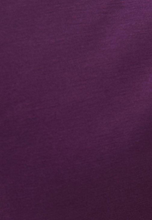 Soft-Touch Tişört ve Beyaz Skinny Pantolon Kombini
