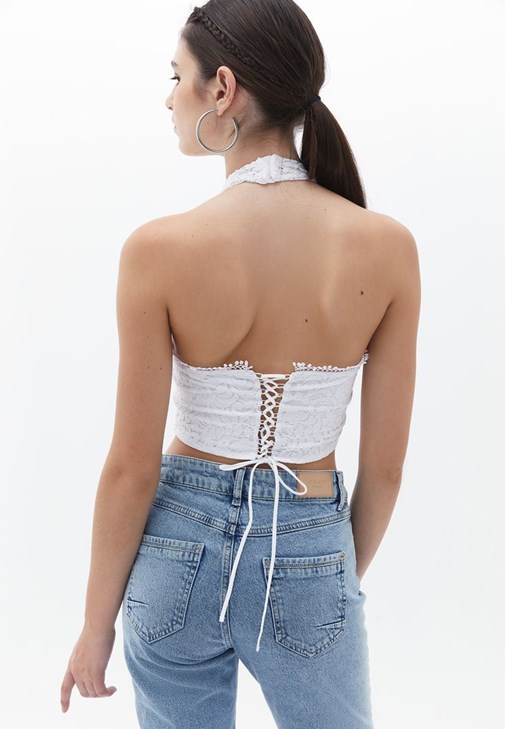 Dantelli Bralet ve Denim Pantolon Kombini