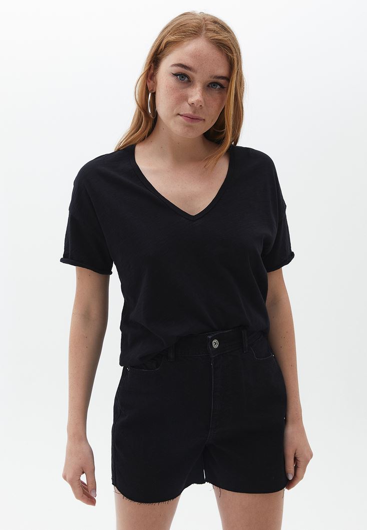 Women Black V-Neck Oversize Tshirt