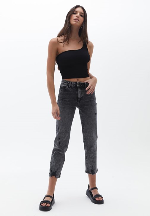 Straight-Fit Pantolon ve Tek Omuzlu Atlet Kombini