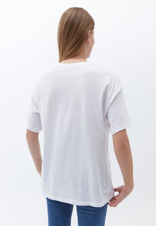 Sıfır Yaka Oversize Tişört ve Pantolon Kombini