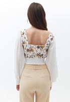 Bayan Krem Nakışlı Crop Bluz