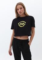 Bayan Siyah Pamuklu Crop Tişört