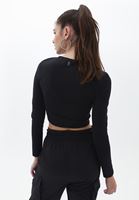 Bayan Siyah Cut-Out Detaylı Crop Tişört