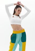 Bayan Krem Cut-Out Detaylı Crop Tişört