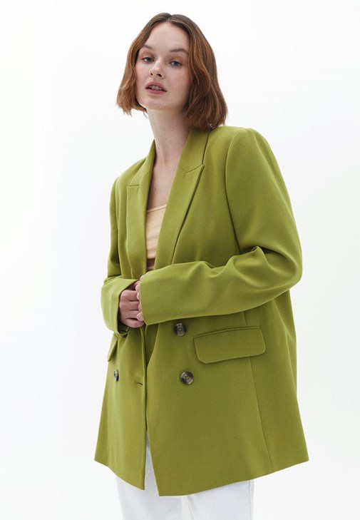 Crop Atlet ve Blazer Ceket Kombini