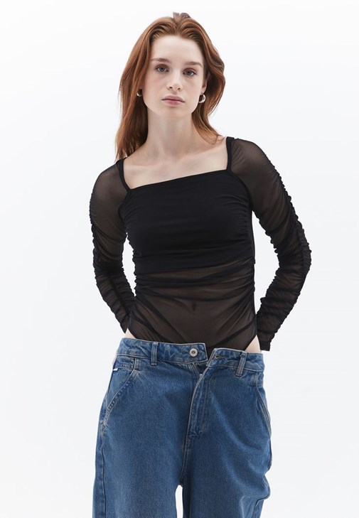 Bodysuit ve Etek Kombini