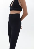 Women Black High Rise Leggings