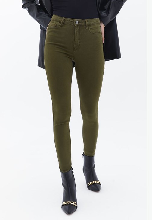 Skinny Pantolon ve Boyfriend Ceket Kombini