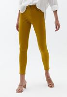 Women Green Skinny Pants with Push up Effect