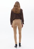 Women Beige Skinny Pants with Push up Effect