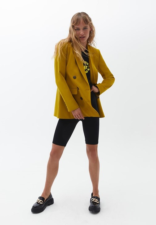 Blazer Ceket ve Biker Tayt Kombini
