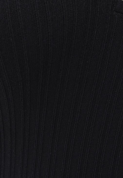 Çıtçıtlı Kazak ve Pantolon Kombini