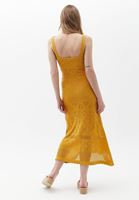 نساء أصفر فستان مُحاك بتفاصيل من الدرزات على الحواف