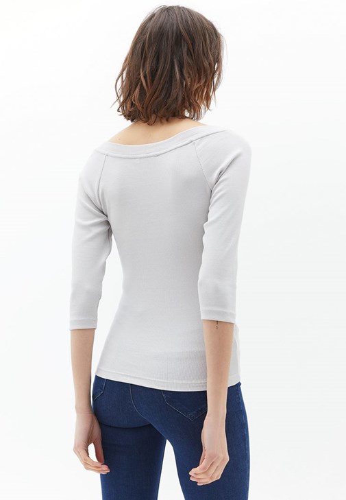 Basic Tişört ve Skinny Pantolon Kombini