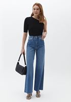 Women Black Short Sleeve Knitwear with Single Shoulder Detail