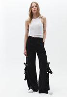 Bayan Siyah Paça Detaylı Wide-Leg Pantolon ( TENCEL™ )