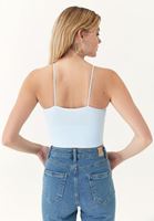 Triko Hırka ve Straight-Fit Pantolon Kombini