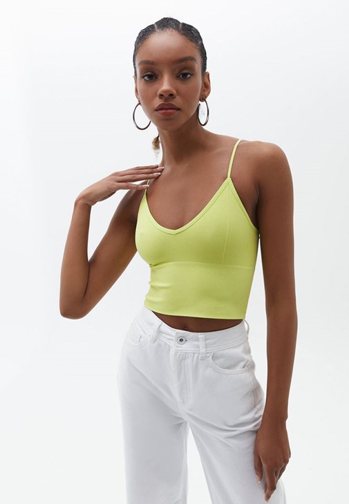 Dikişsiz Crop Top ve Wide-Leg Pantolon Kombini