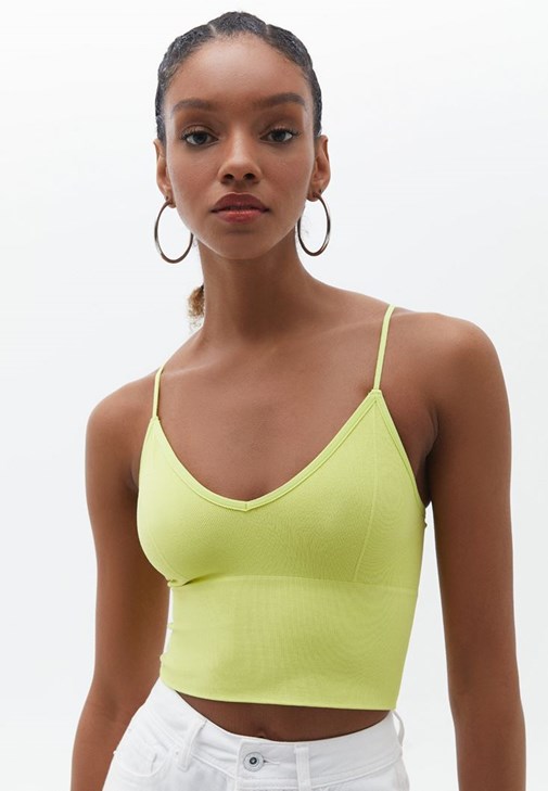 Dikişsiz Crop Top ve Wide-Leg Pantolon Kombini