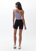 Women Black Seamless Jacquar Shorts