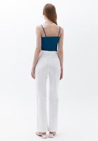 Bayan Beyaz Pamuklu Straight-Fit Pantolon