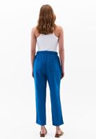 Women Blue Carrot Fit Pants with Drawstring